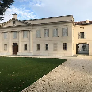 https://villa-cantoni-marca.it-lombardy.com