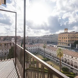 https://camplus-hotel-roma-centro.it-romehotels.com