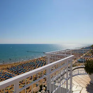 https://termini-beach-hotel-suites.hotelslidodijesolo.com