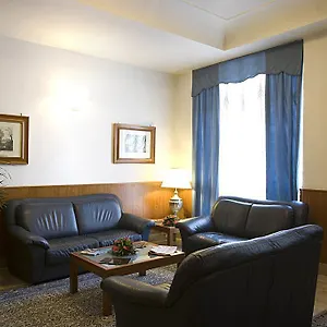 https://san-giorgio-naples.hotels-amalfi.com